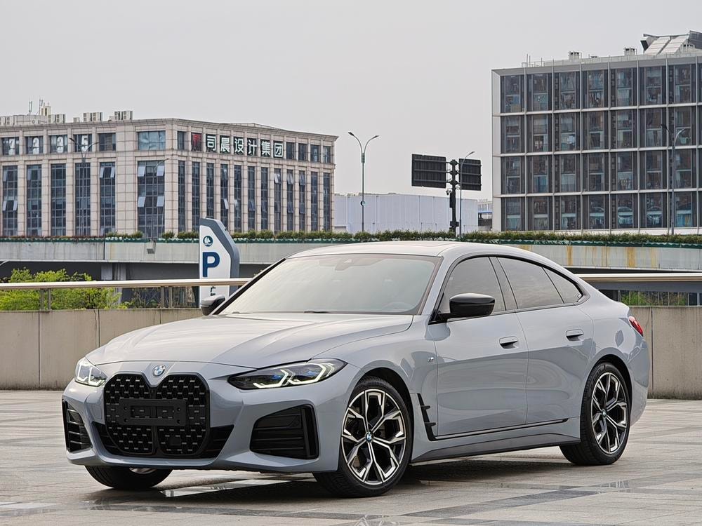 BMW 4-Series 2023 — фото автомобиля 1