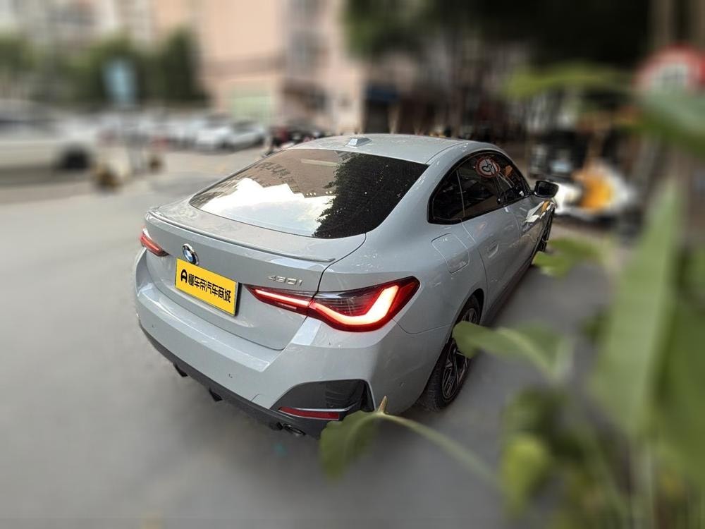 BMW 4-Series 2022 — фото автомобиля 1