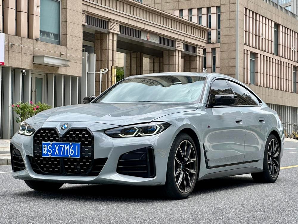 BMW 4-Series 2022 — фото автомобиля 1