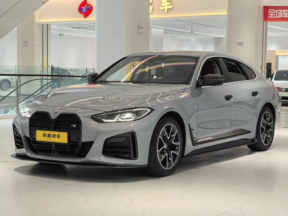 BMW 4-Series 2022 — фото автомобиля 1