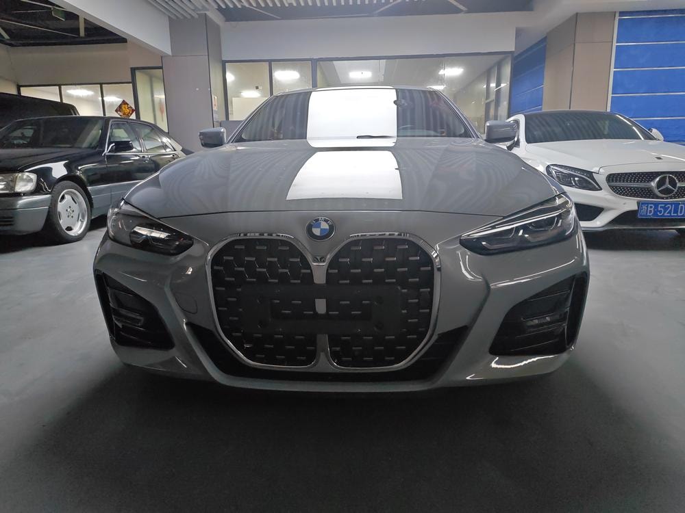 BMW 4-Series 2022 — фото автомобиля 1