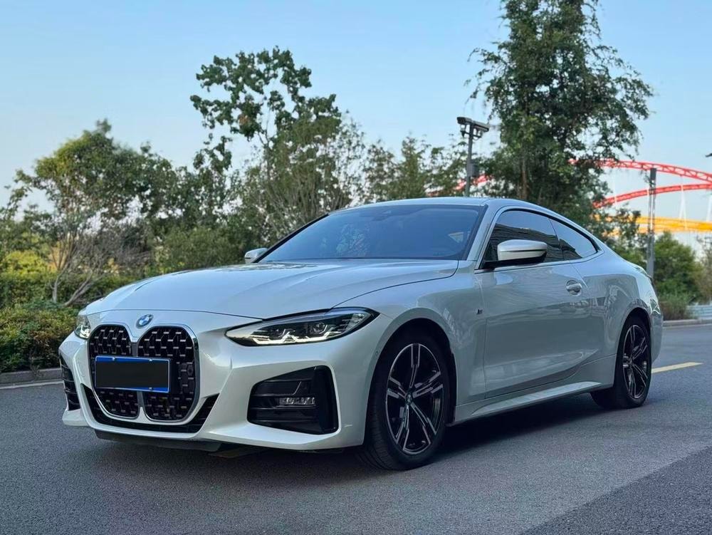BMW 4-Series 2022 — фото автомобиля 1