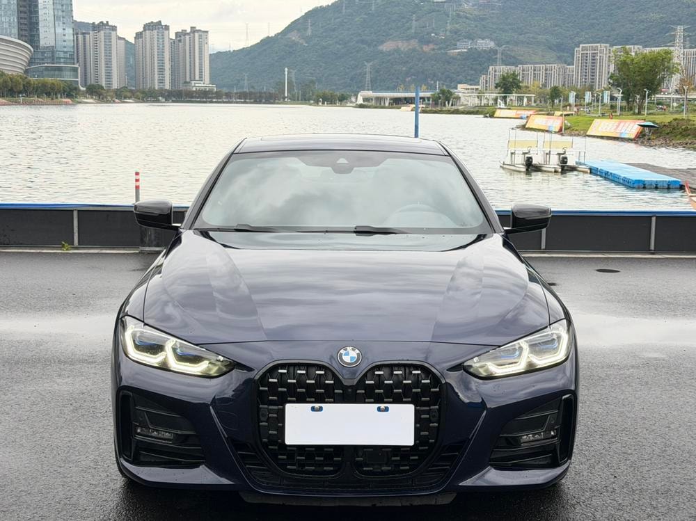 BMW 4-Series 2023 — фото автомобиля