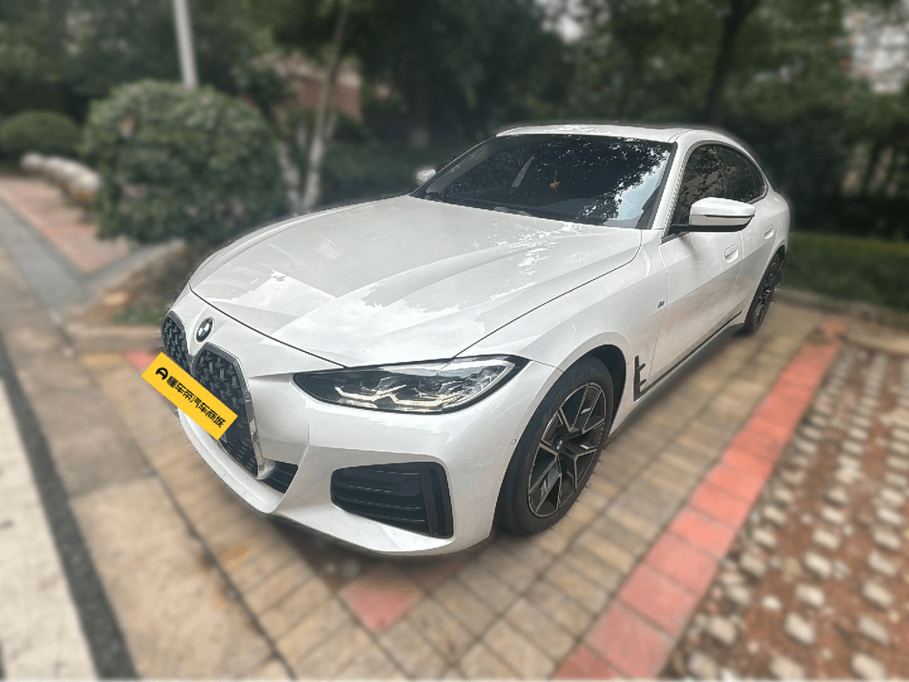 BMW 4-Series 2022 — фото автомобиля