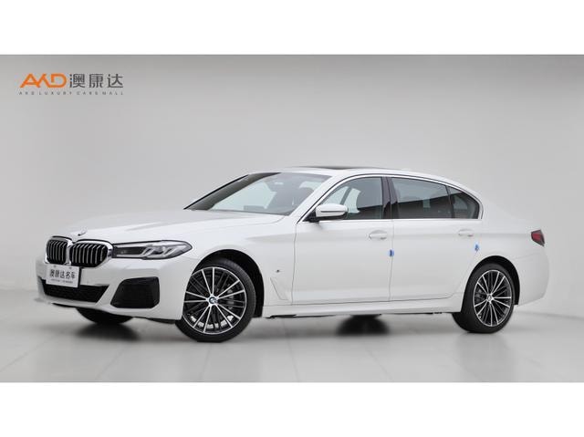 BMW 5-Series 2023 — фото автомобиля