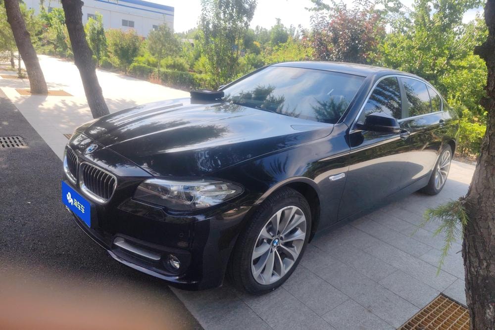 BMW 5-Series 2014 — фото автомобиля 1