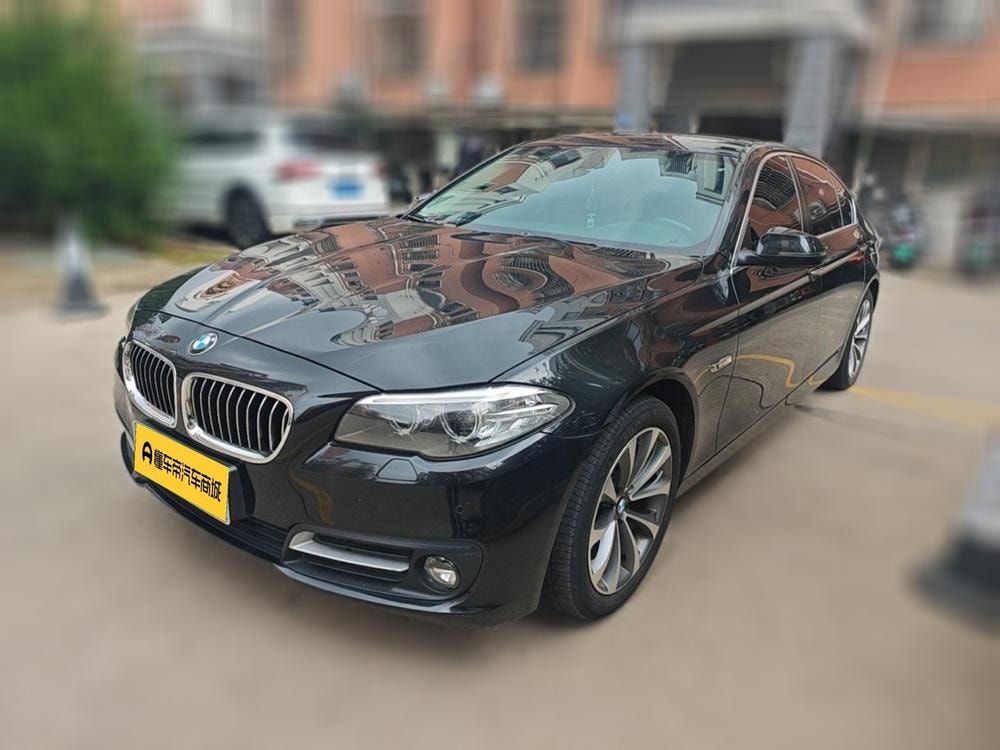 BMW 5-Series 2014 — фото автомобиля 1