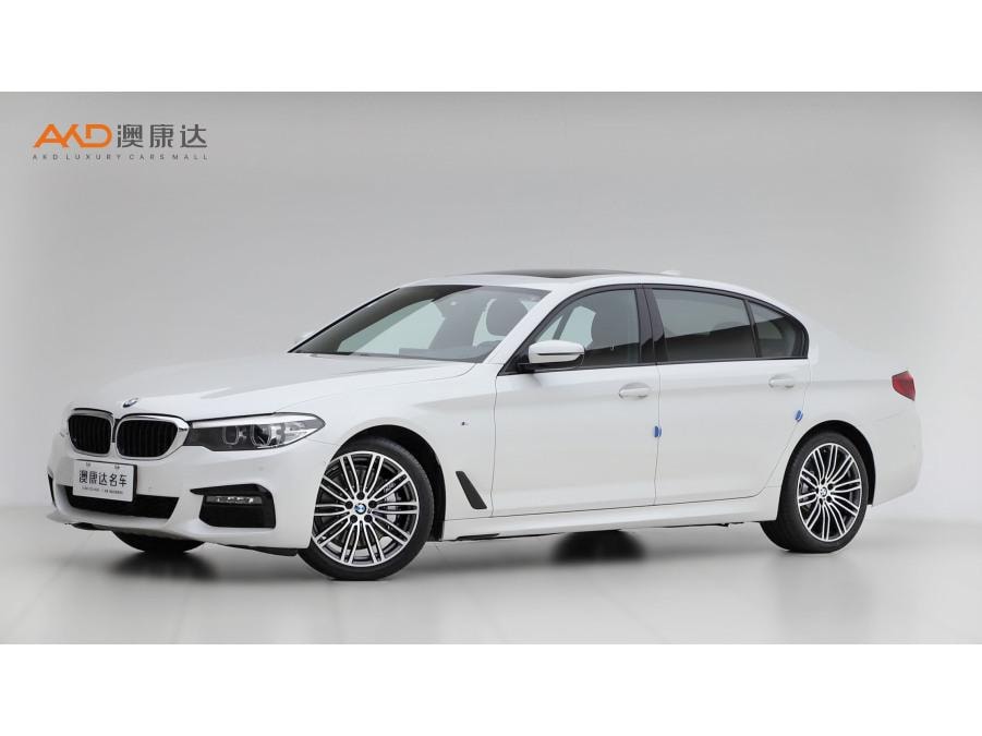 BMW 5-Series 2019 — фото автомобиля 1