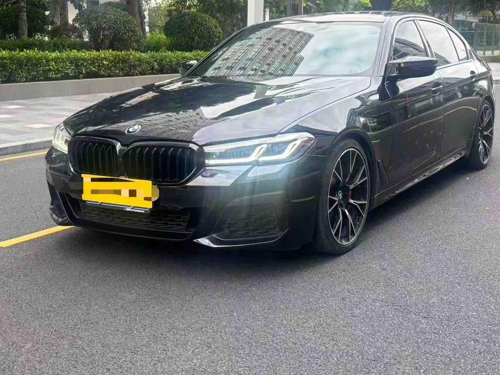 BMW 5-Series 2021 — фото автомобиля