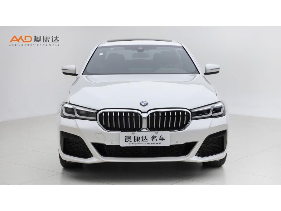 BMW 5-Series 2022 — фото автомобиля