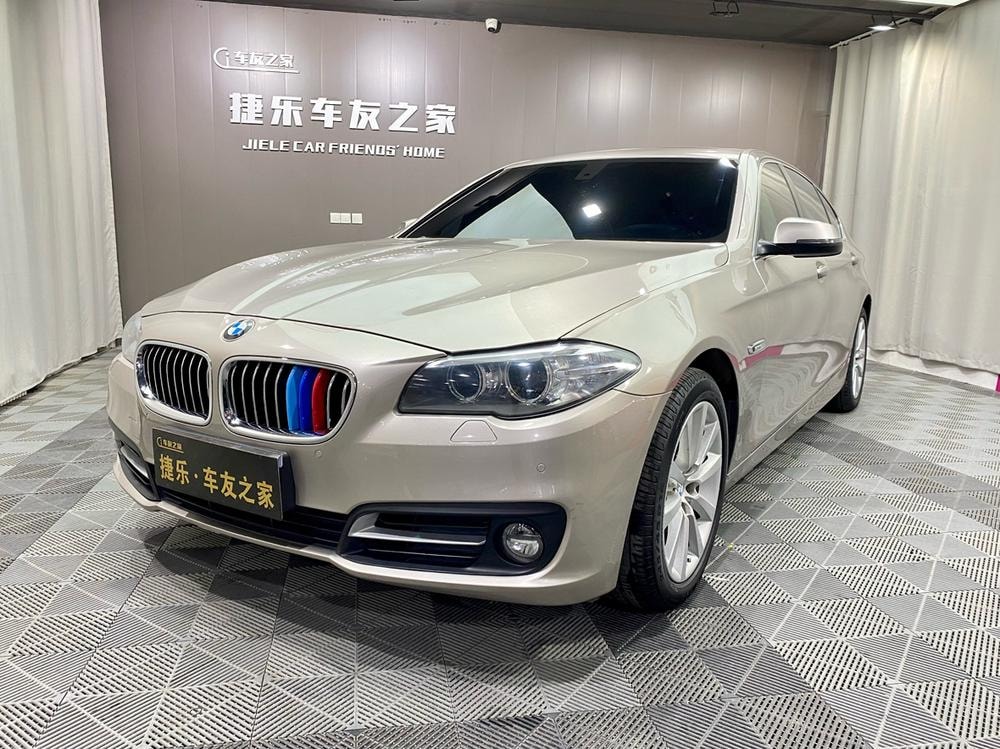 BMW 5-Series 2014 — фото автомобиля 1