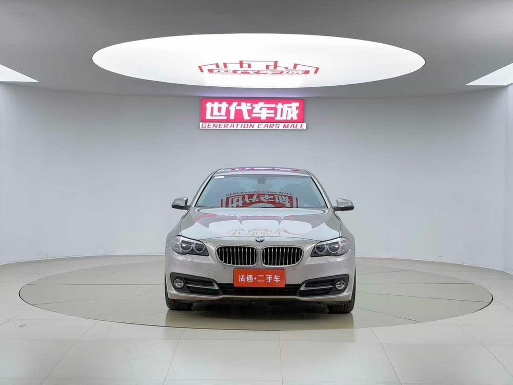 BMW 5-Series 2014 — фото автомобиля 1