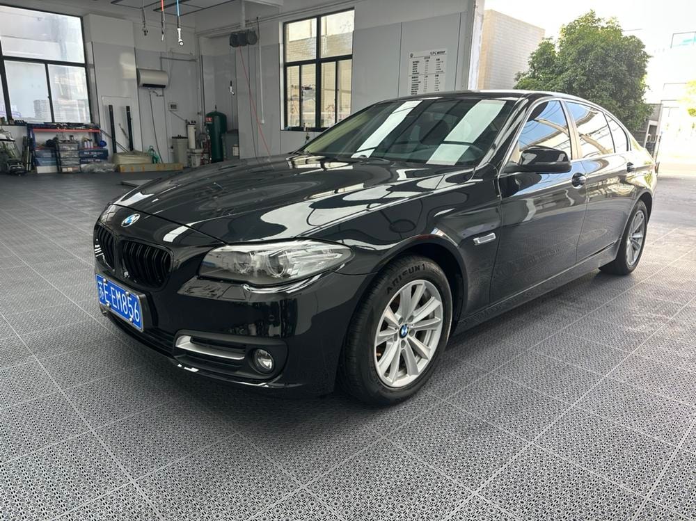 BMW 5-Series 2014 — фото автомобиля