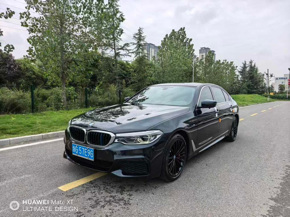 BMW 5-Series 2020 — фото автомобиля