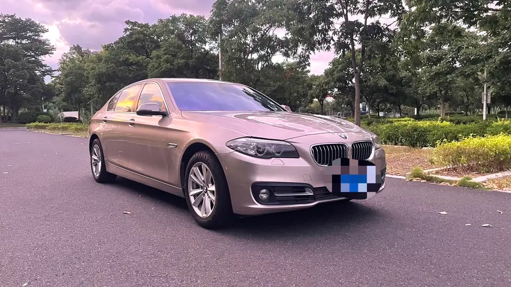 BMW 5-Series 2014 — фото автомобиля