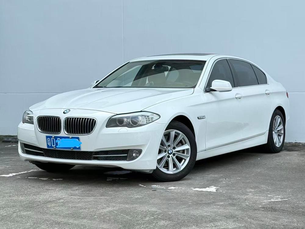 BMW 5-Series 2013 — фото автомобиля
