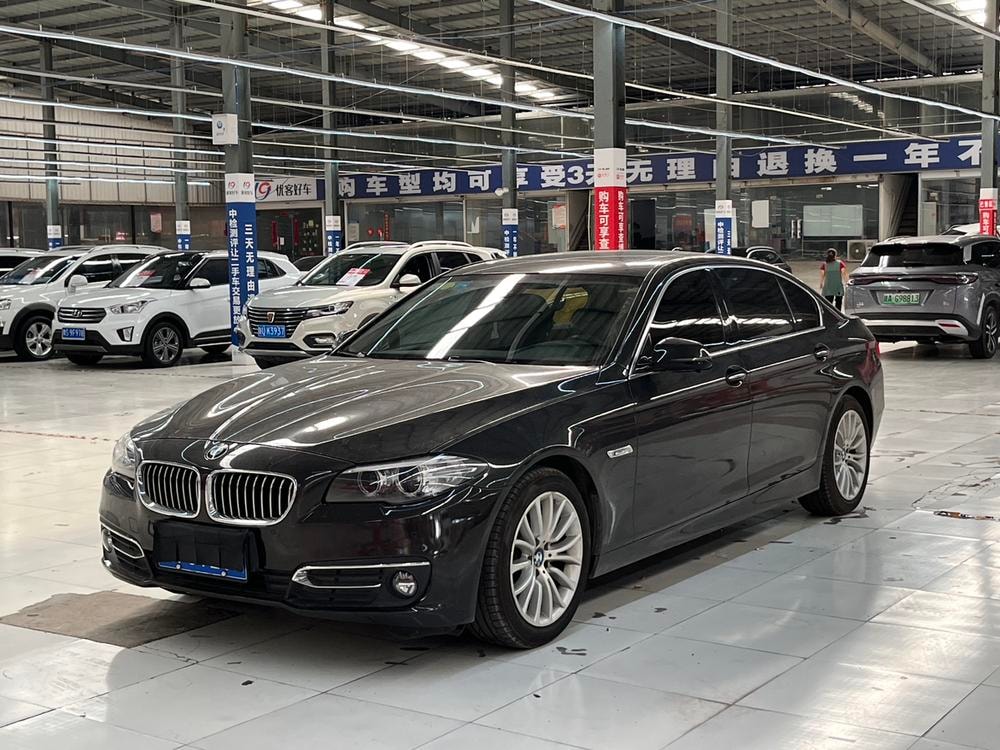 BMW 5-Series 2014 — фото автомобиля 1