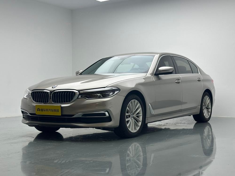 BMW 5-Series 2020 — фото автомобиля