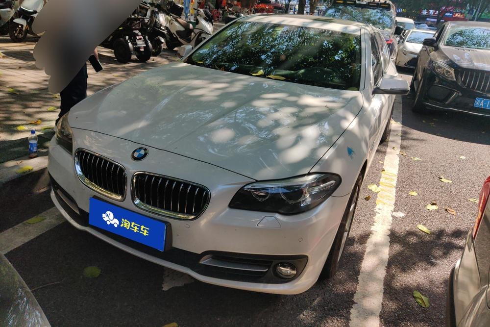 BMW 5-Series 2014 — фото автомобиля 1