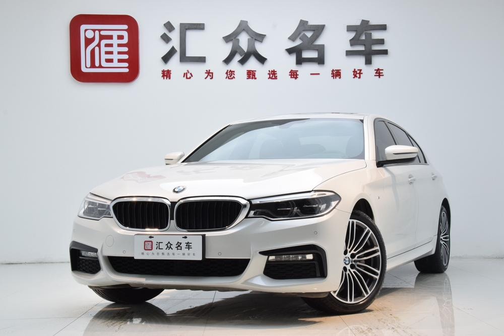BMW 5-Series 2018 — фото автомобиля 1