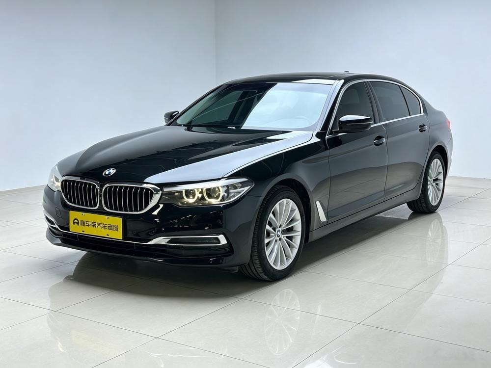 BMW 5-Series 2020 — фото автомобиля 1