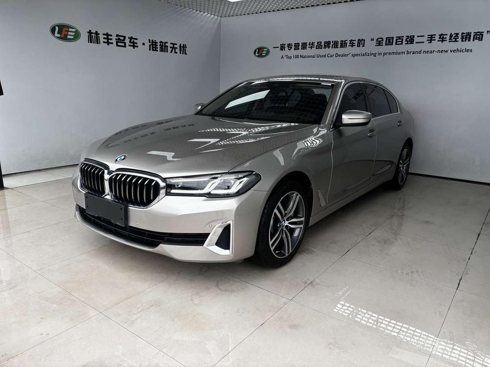 BMW 5-Series 2021 — фото автомобиля 1