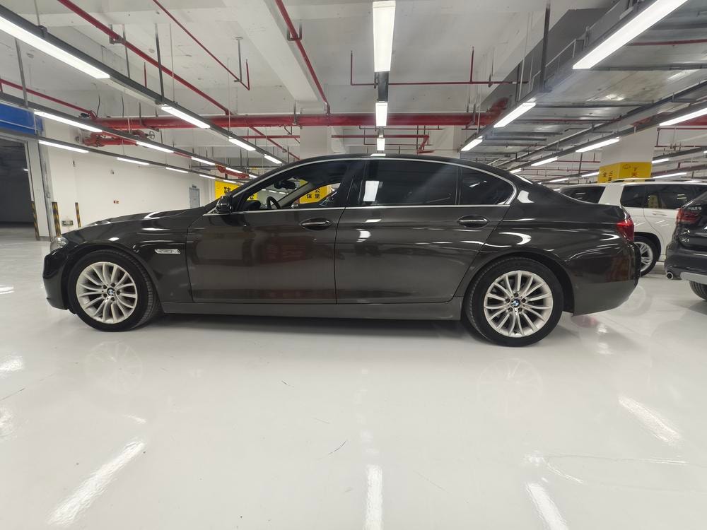 BMW 5-Series 2014 — фото автомобиля