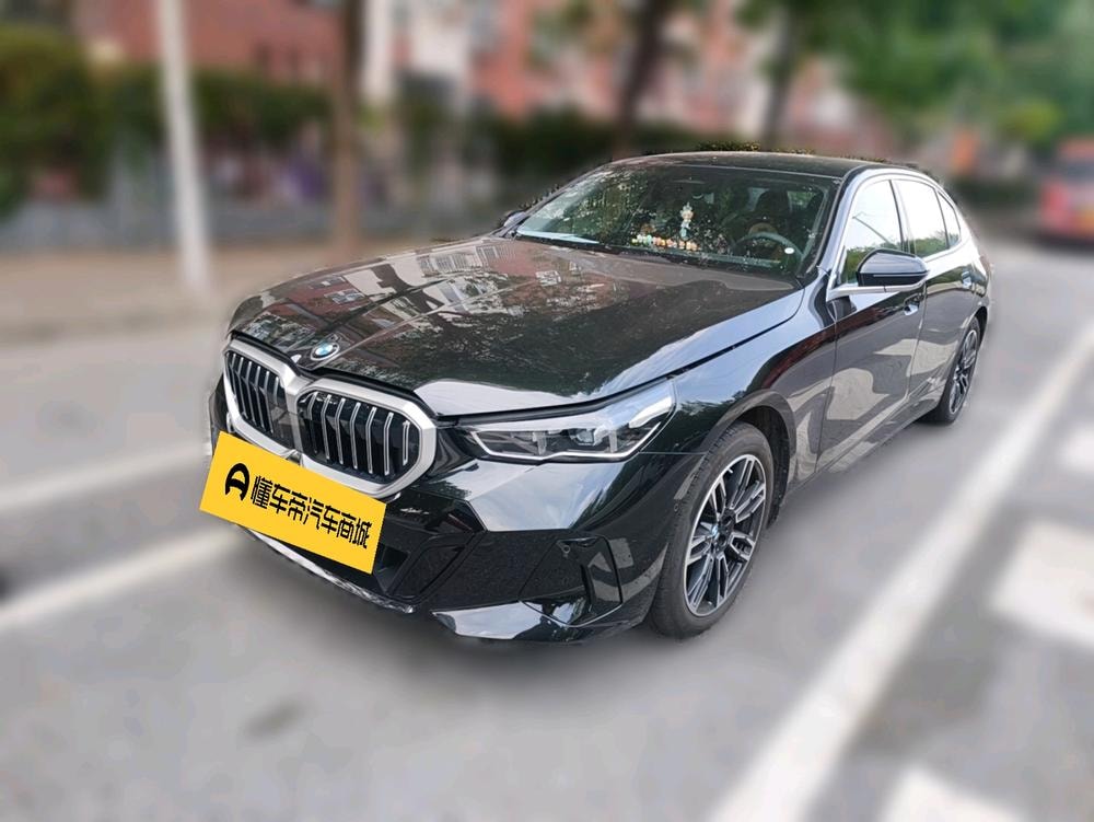 BMW 5-Series 2026 — фото автомобиля