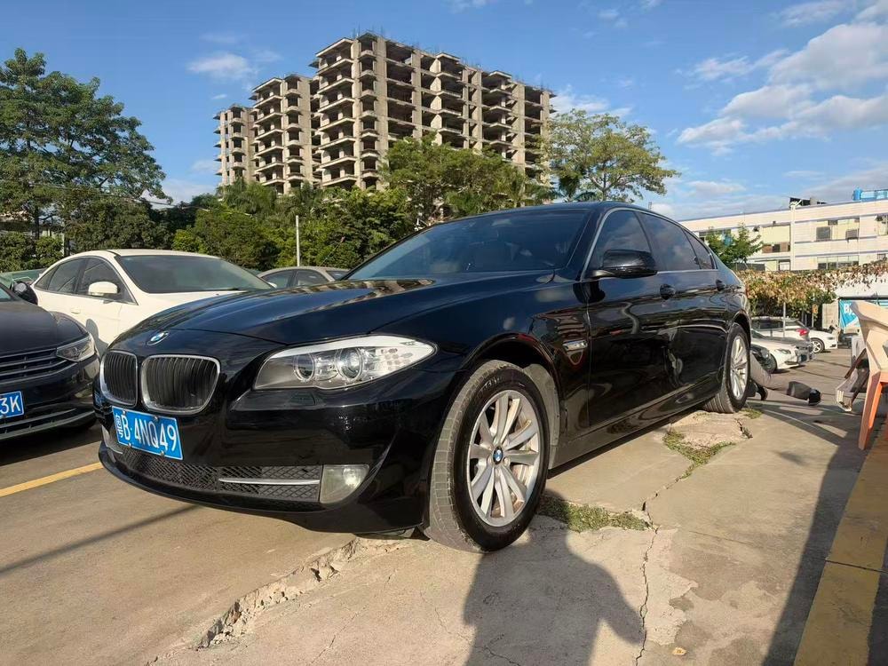 BMW 5-Series 2013 — фото автомобиля