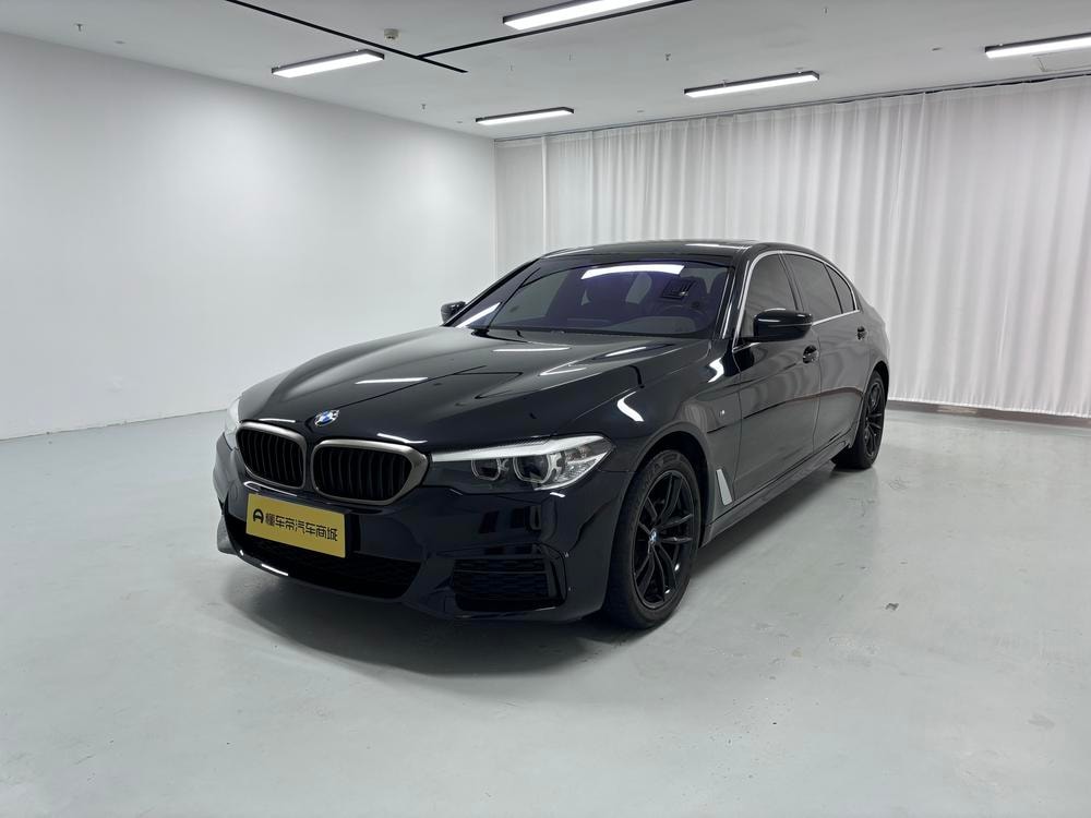BMW 5-Series 2020 — фото автомобиля