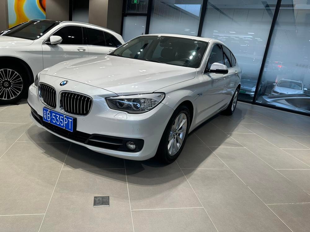 BMW 5-Series GT 2014 — фото автомобиля