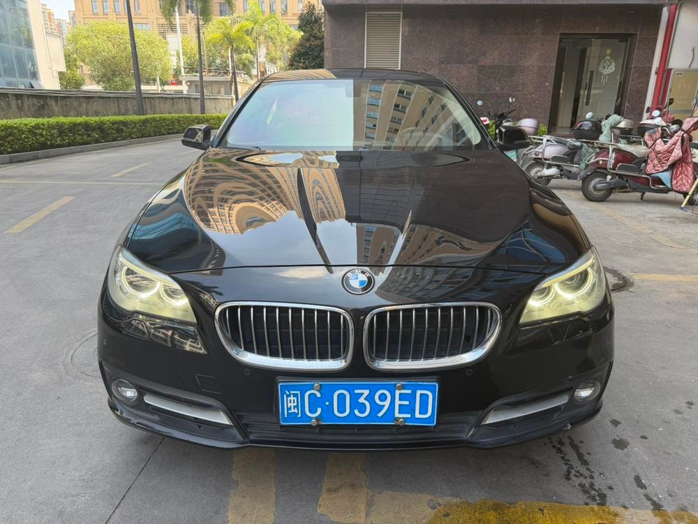 BMW 5-Series (Import) 2013 — фото автомобиля 1
