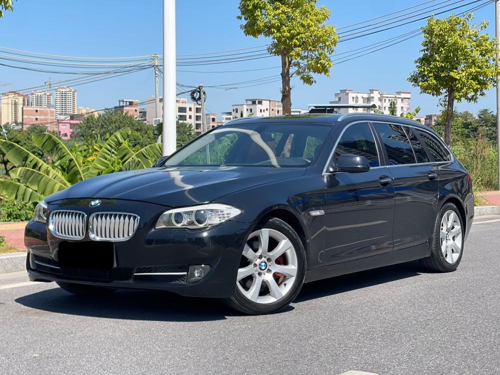 BMW 5-Series (Import) 2012 — фото автомобиля