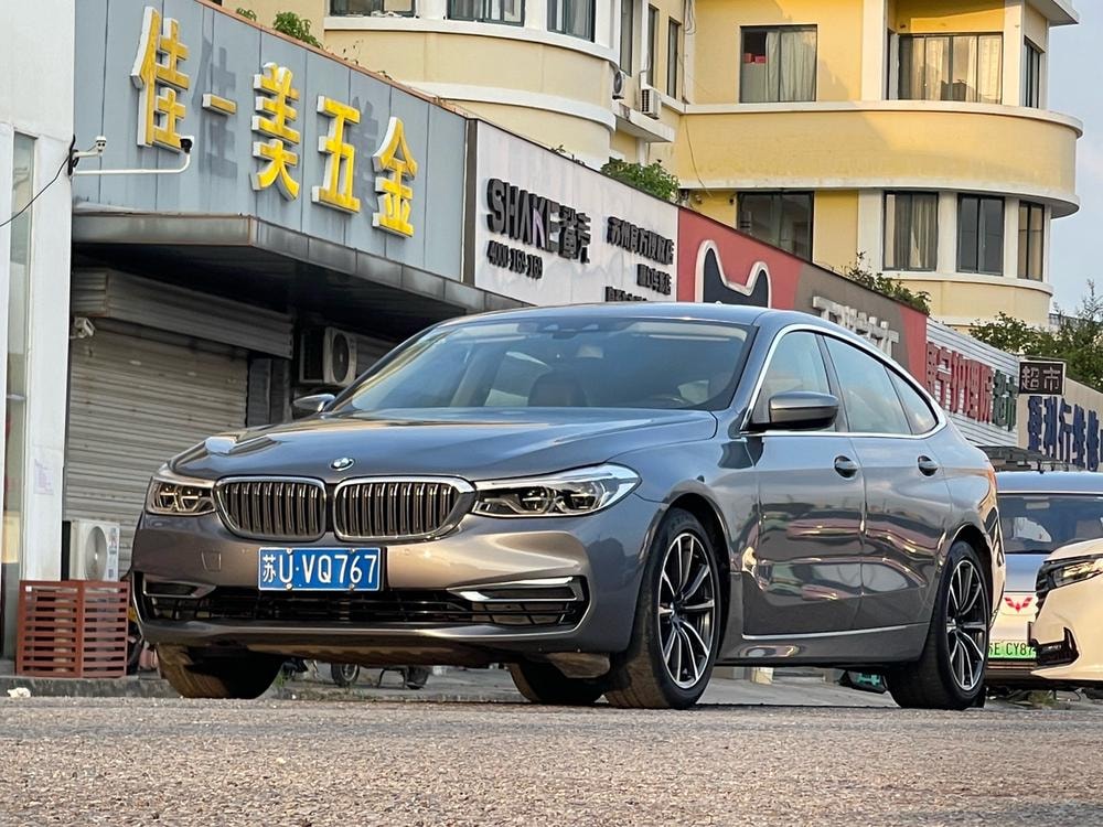 BMW 6-Series GT 2019 — фото автомобиля