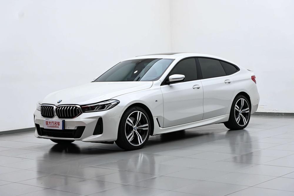 BMW 6-Series GT 2022 — фото автомобиля 1