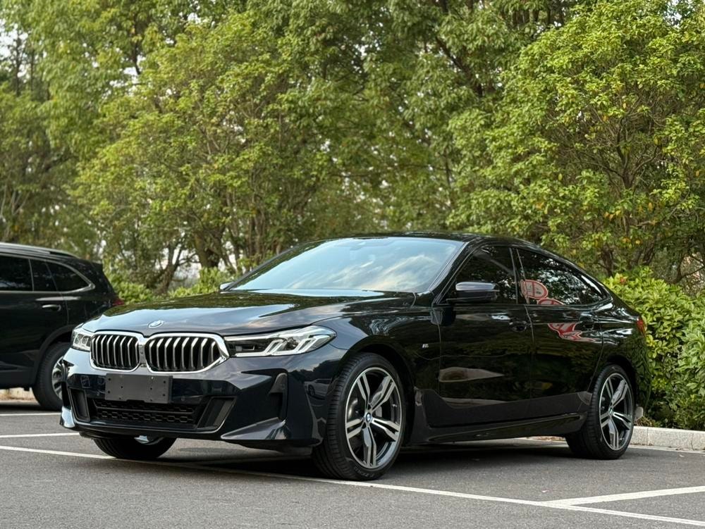 BMW 6-Series GT 2022 — фото автомобиля