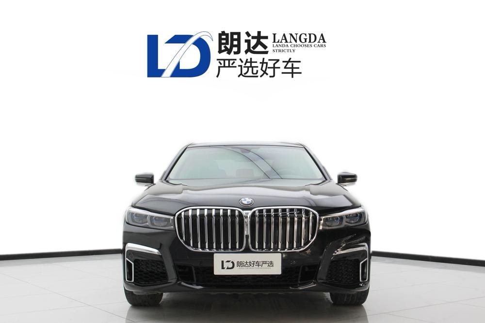 BMW 7-Series 2018 — фото автомобиля