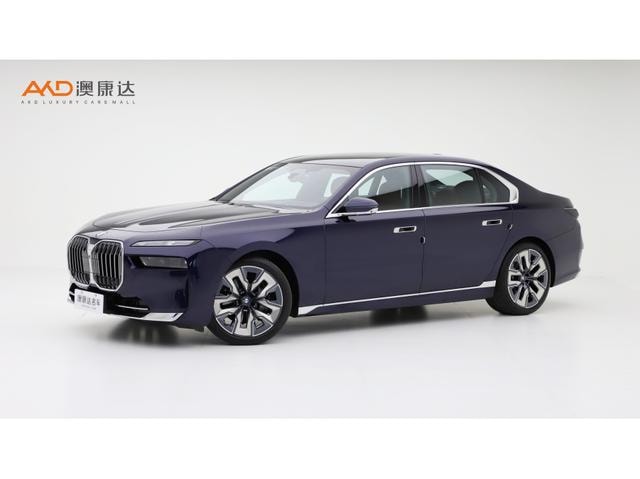 BMW 7-Series 2023 — фото автомобиля