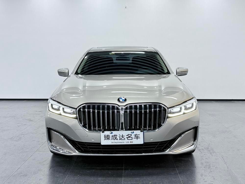 BMW 7-Series 2021 — фото автомобиля