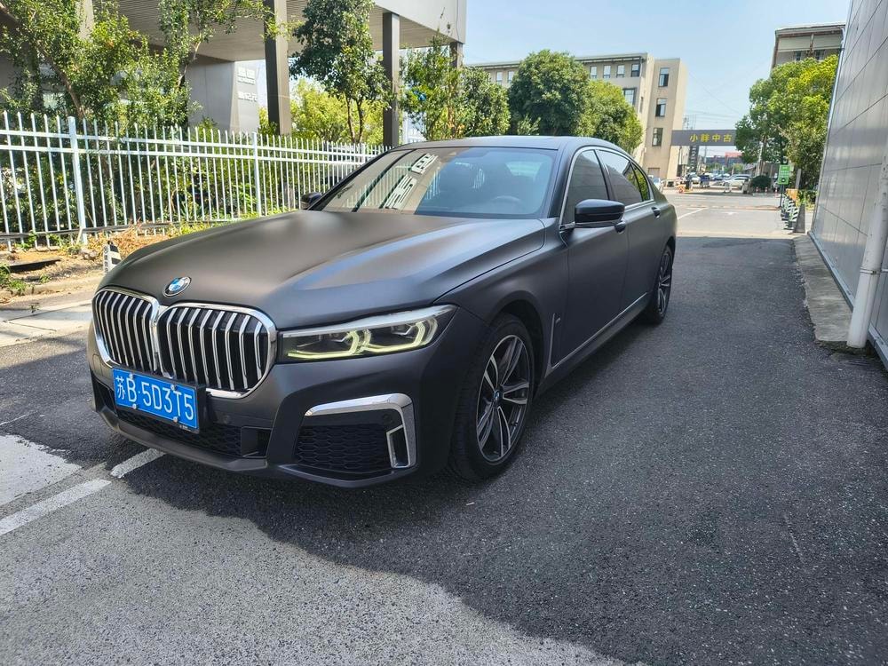 BMW 7-Series 2019 — фото автомобиля