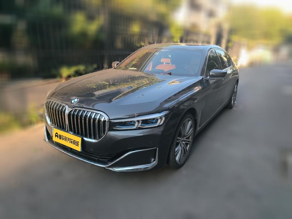 BMW 7-Series 2021 — фото автомобиля