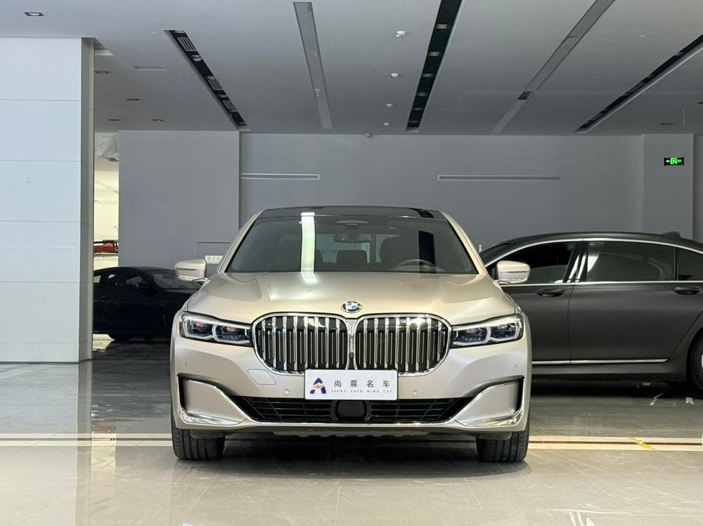 BMW 7-Series 2019 — фото автомобиля