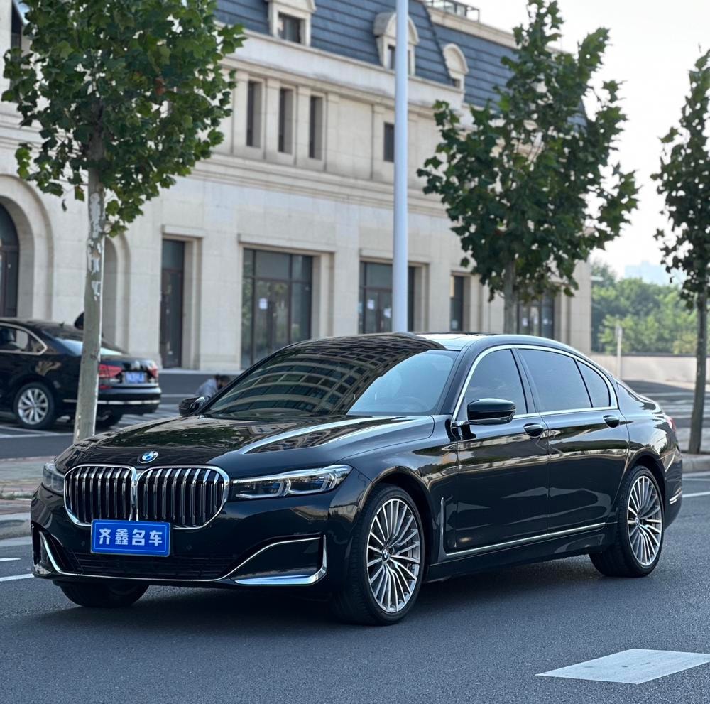 BMW 7-Series 2019 — фото автомобиля