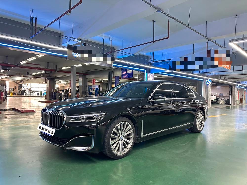 BMW 7-Series 2019 — фото автомобиля