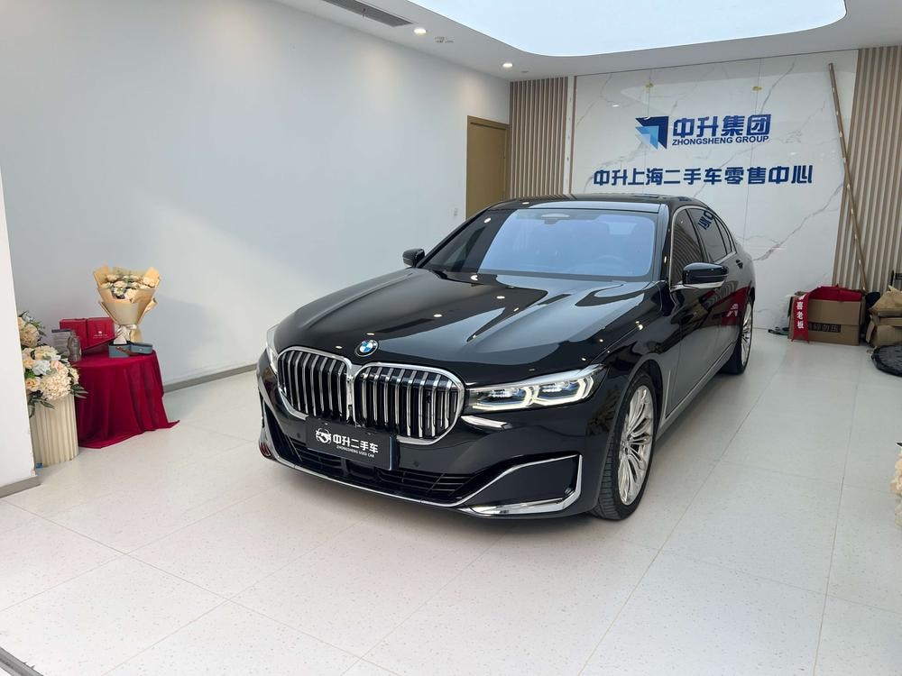 BMW 7-Series 2019 — фото автомобиля
