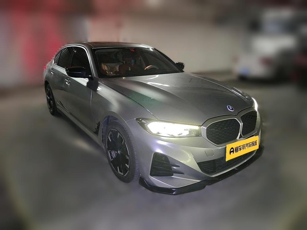 BMW i3 2022 — фото автомобиля
