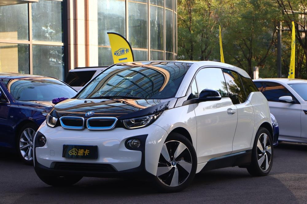 BMW i3 (Import) 2015 — фото автомобиля