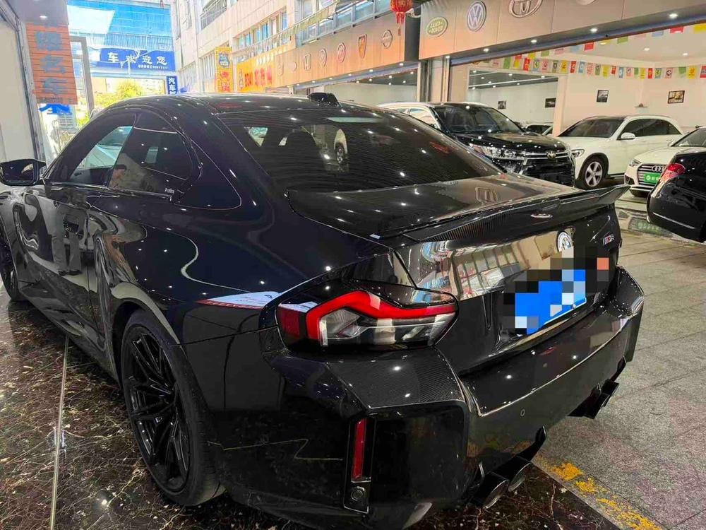 BMW M2 2024 — фото автомобиля