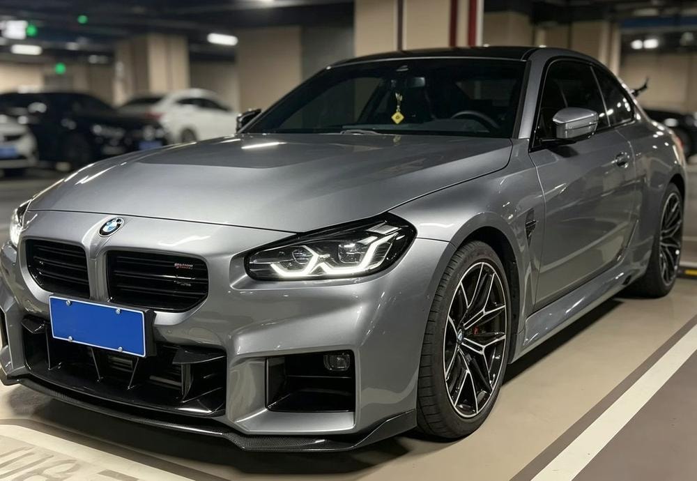 BMW M2 2024 — фото автомобиля 1
