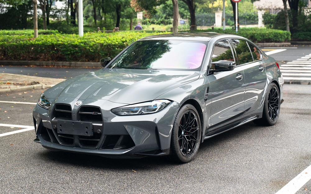 BMW M3 2023 — фото автомобиля